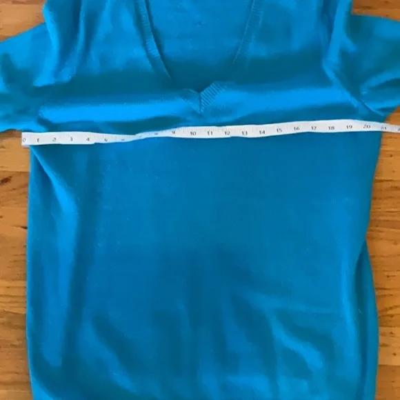 Old Navy Blue  & Lavender V-Neck Sweater Lightweight Knit, xl - Picture 7 of 15